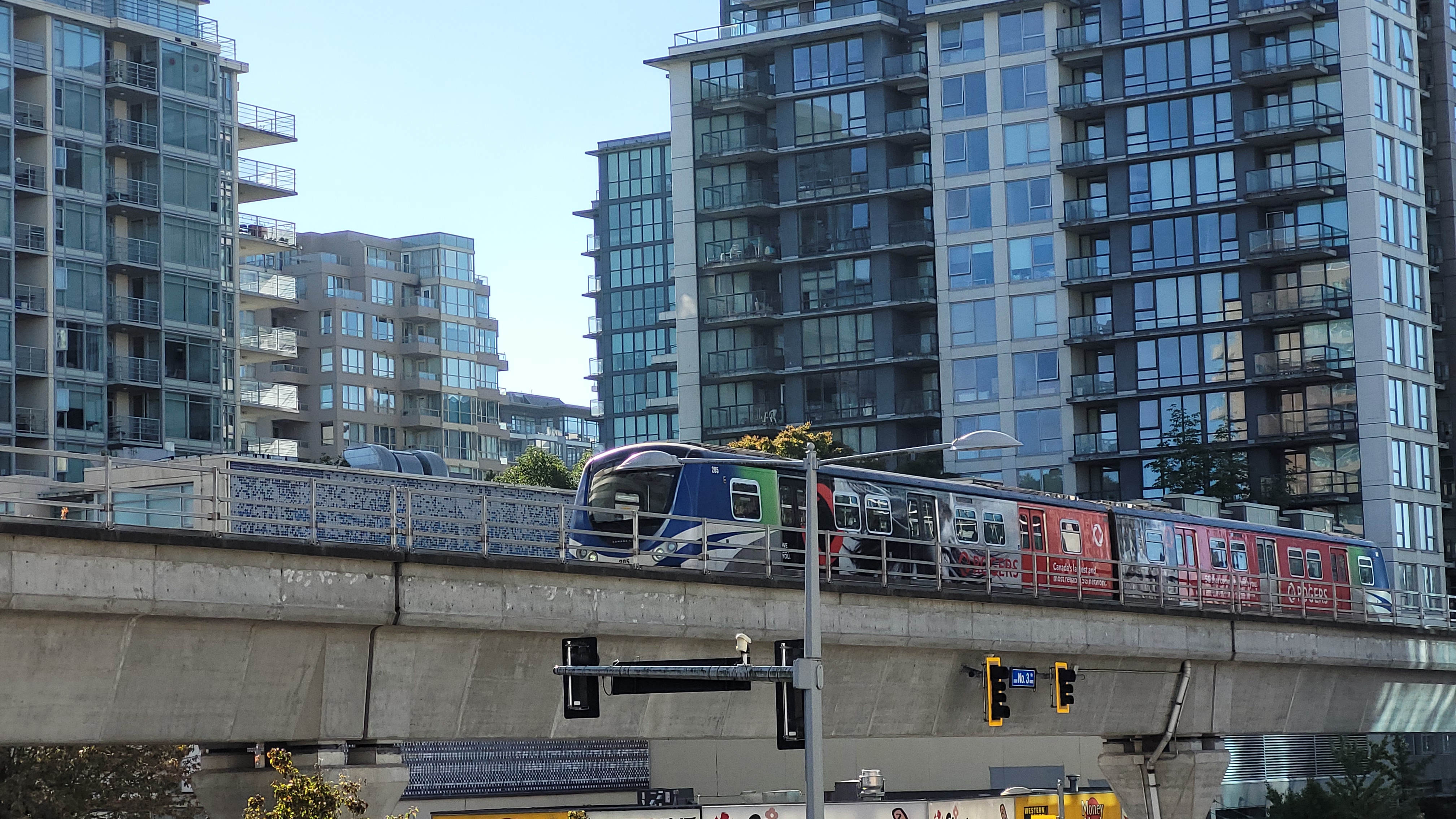 Vancouver: SkyTrain